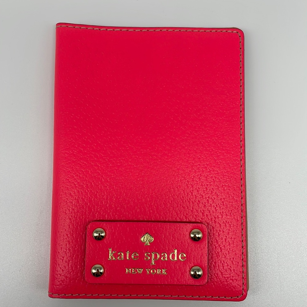 Kate Spade Passport Holder Wellesley Hotrose NEW with Tags